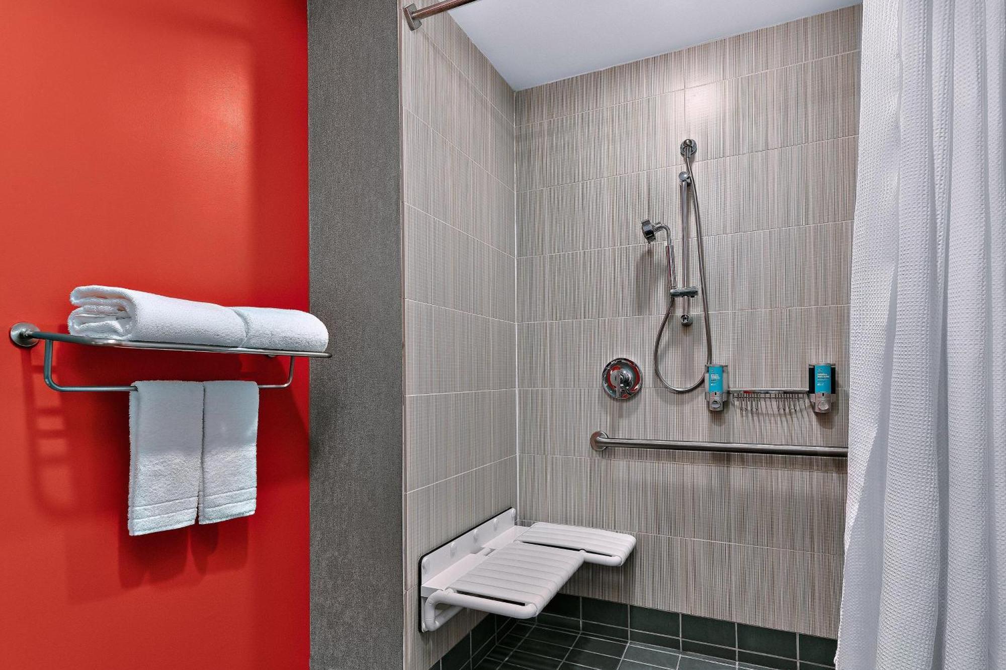 อลอฟต์ อารันเดล มิลล์ บีดับเบิลยูไอ แอร์พอร์ต Hotel ฮานโนเฟอร์ ภายนอก รูปภาพ